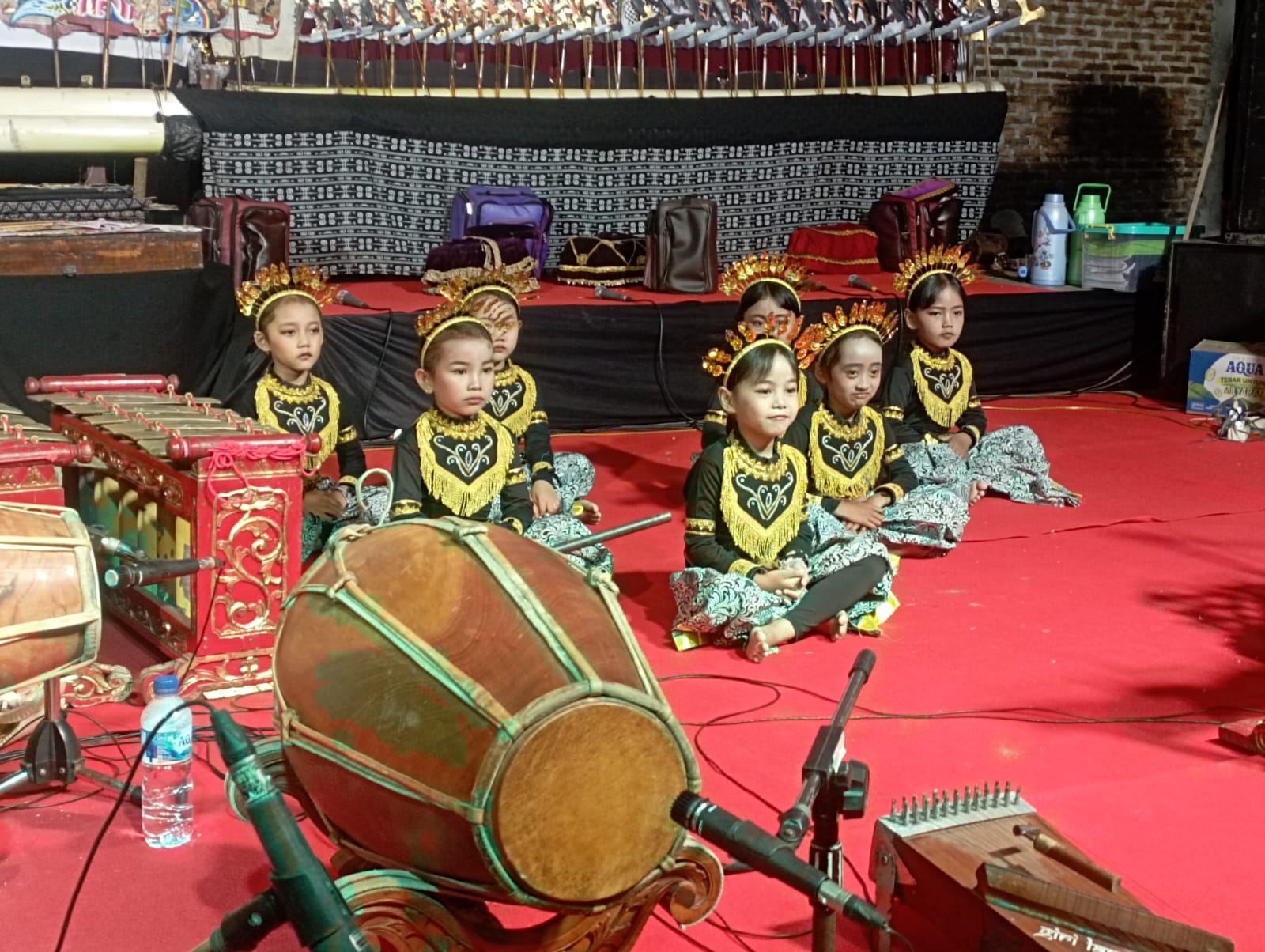 Wahyu Katentreman Menggema di Kalisalak, Tradisi yang Menyatukan Warga